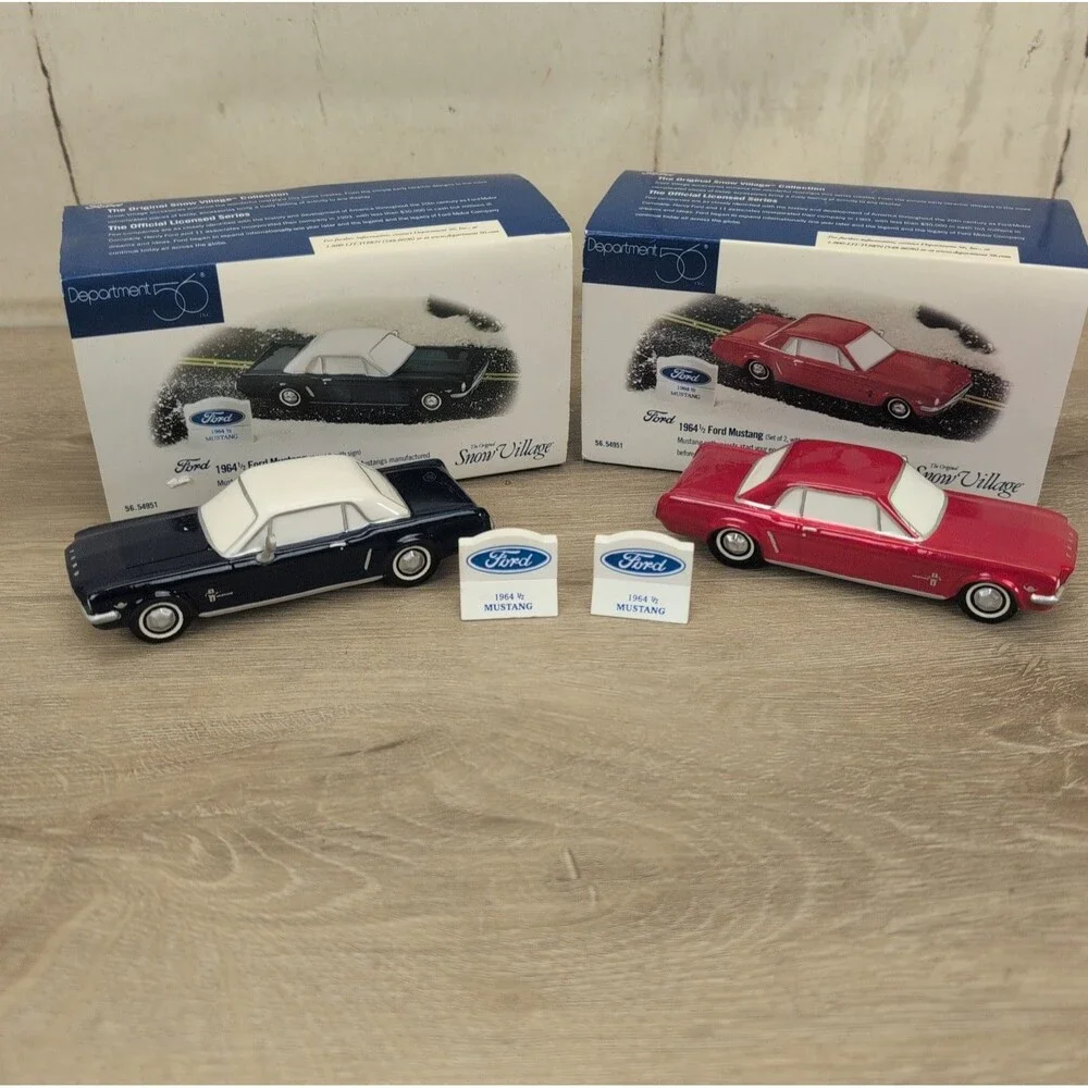 Lot Of 2 DEPT 56 1964 1/2 FORD MUSTANG 54951 CAR SNOW VILLAGE CHRISTMAS